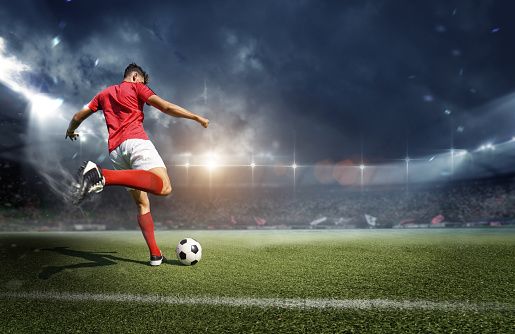 كأس العالم لكرة القدم الحدث الجماهيري مشاهدة المباريات